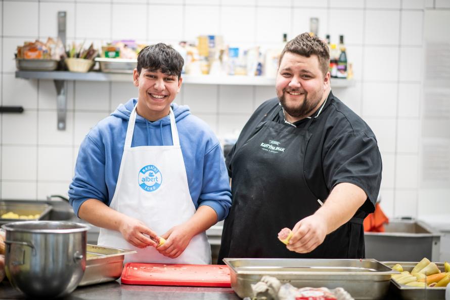 Den s šékuchařem Standou: Ondra navštívil zero waste kantýnu