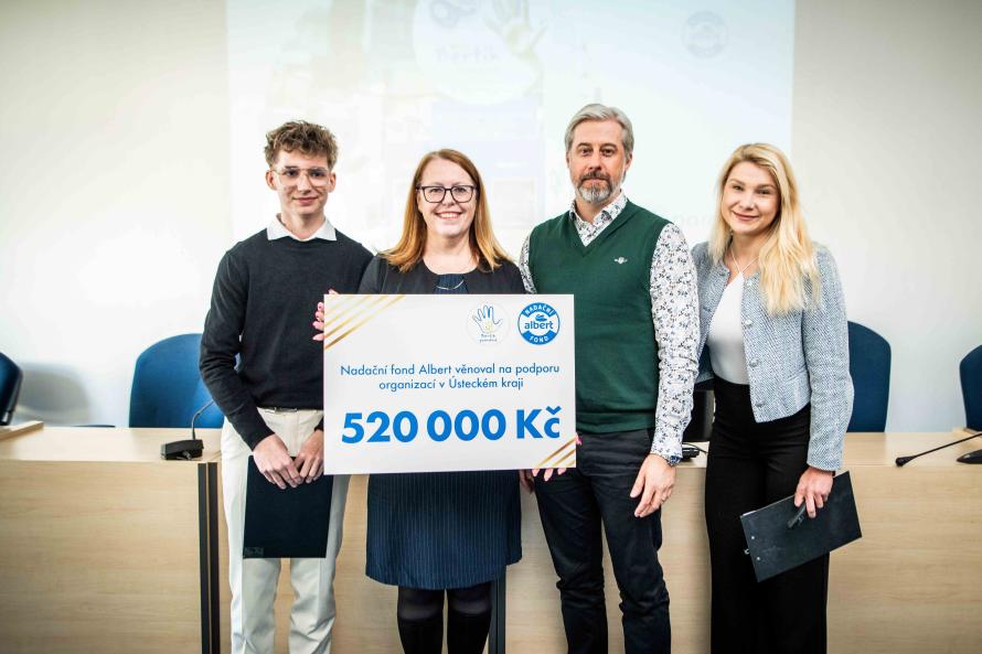 Tábory, kroužky či mentální zdraví. Nadační fond Albert rozdělil v kraji přes půl milionu vítězným dobročinným projektům
