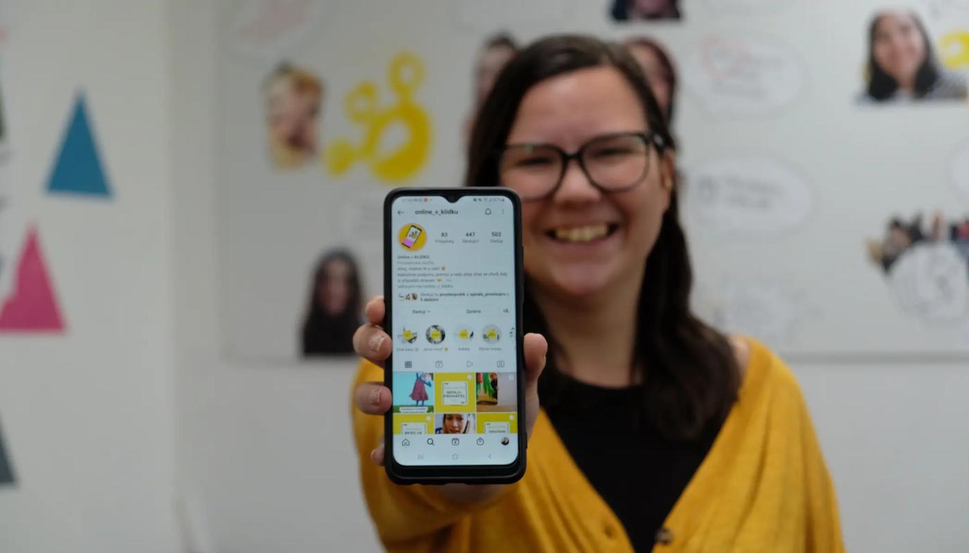 Stačí jedno kliknutí: digitální streetwork pro ohrožené děti a dospívající